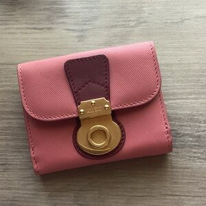 EUC Burberry small foldable wallet